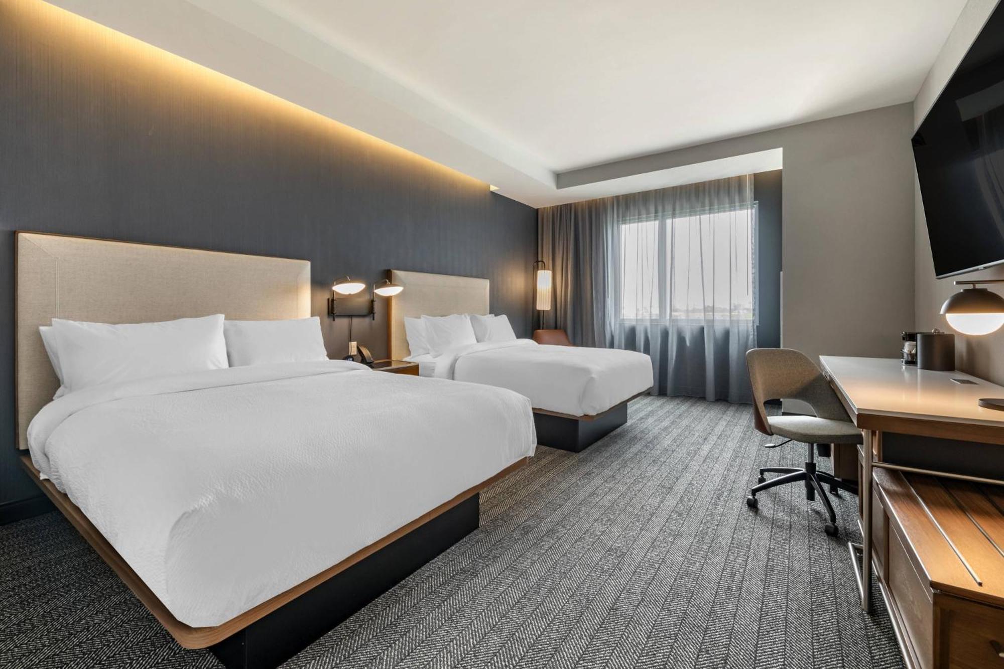 Courtyard By Marriott Fort Lauderdale Downtown Exterior foto