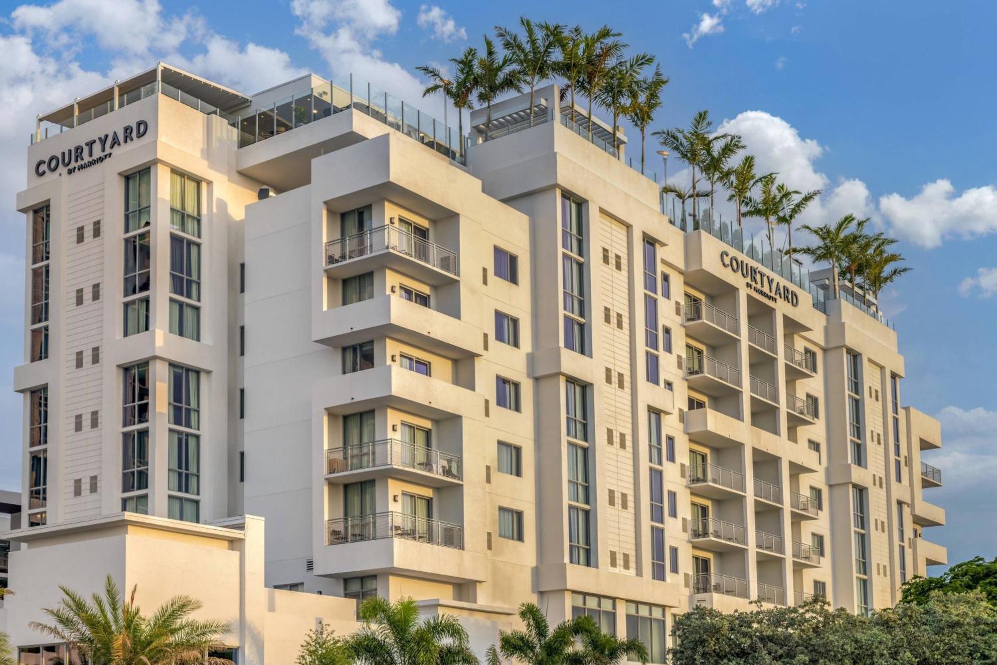 Courtyard By Marriott Fort Lauderdale Downtown Exterior foto